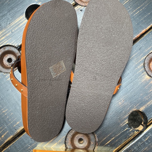 Tory Burch Gold Metal Logo & Studded Miller Cloud Sandals - Picture 10 of 16